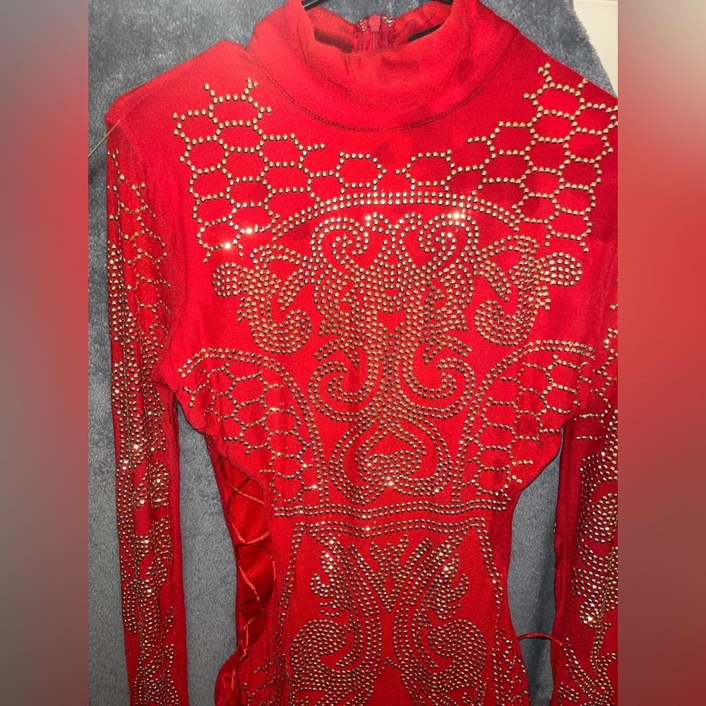 BANJUL Red Stretchy Beaded Dress W/ Lace Hip Accents EUC - Picture 4 of 8